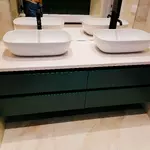 Тумба подвесная в ванную комнату
