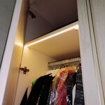 Встроенный шкаф с подсветкой